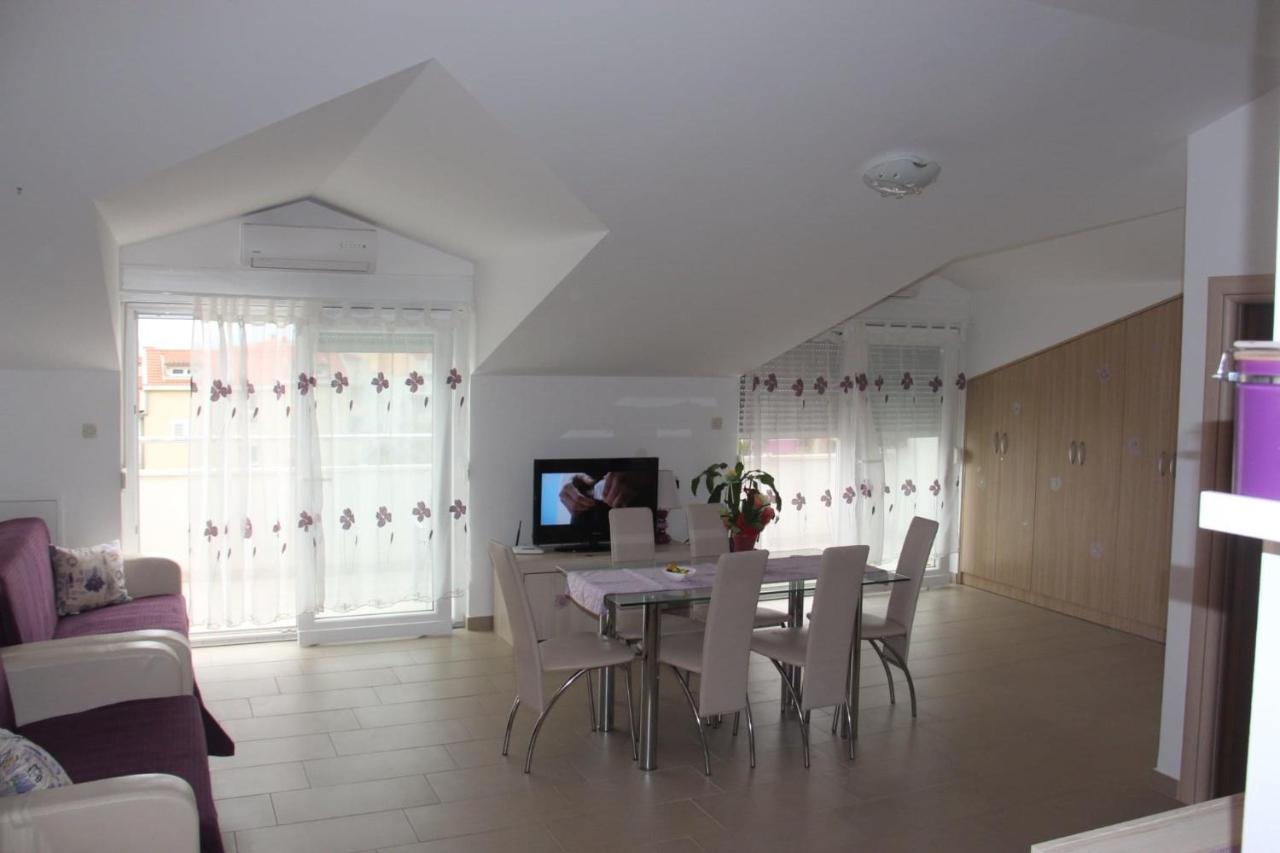 Apartmani Nima Tucepi Exterior photo